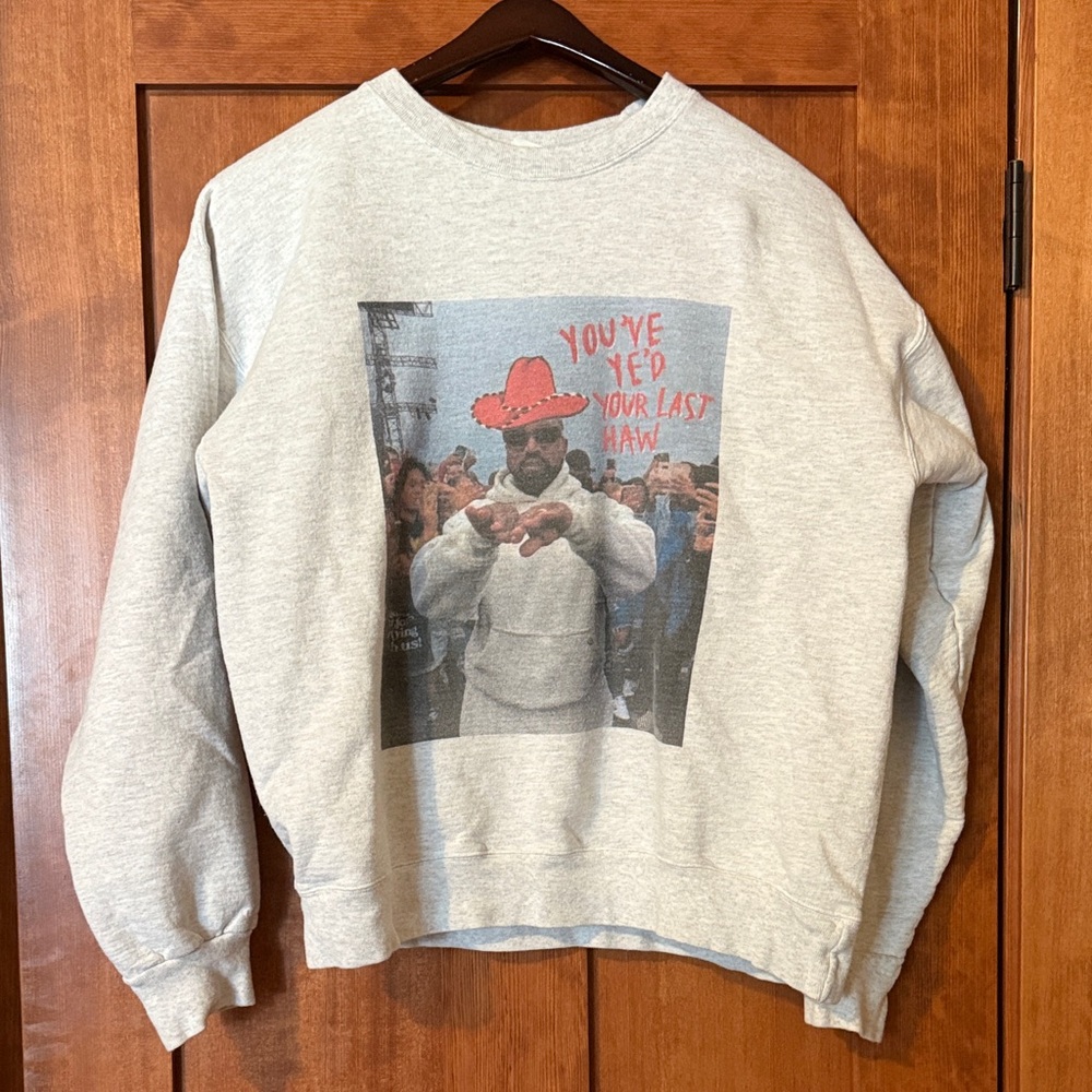 Hanes Light Gray Graphic Crewneck Sweater